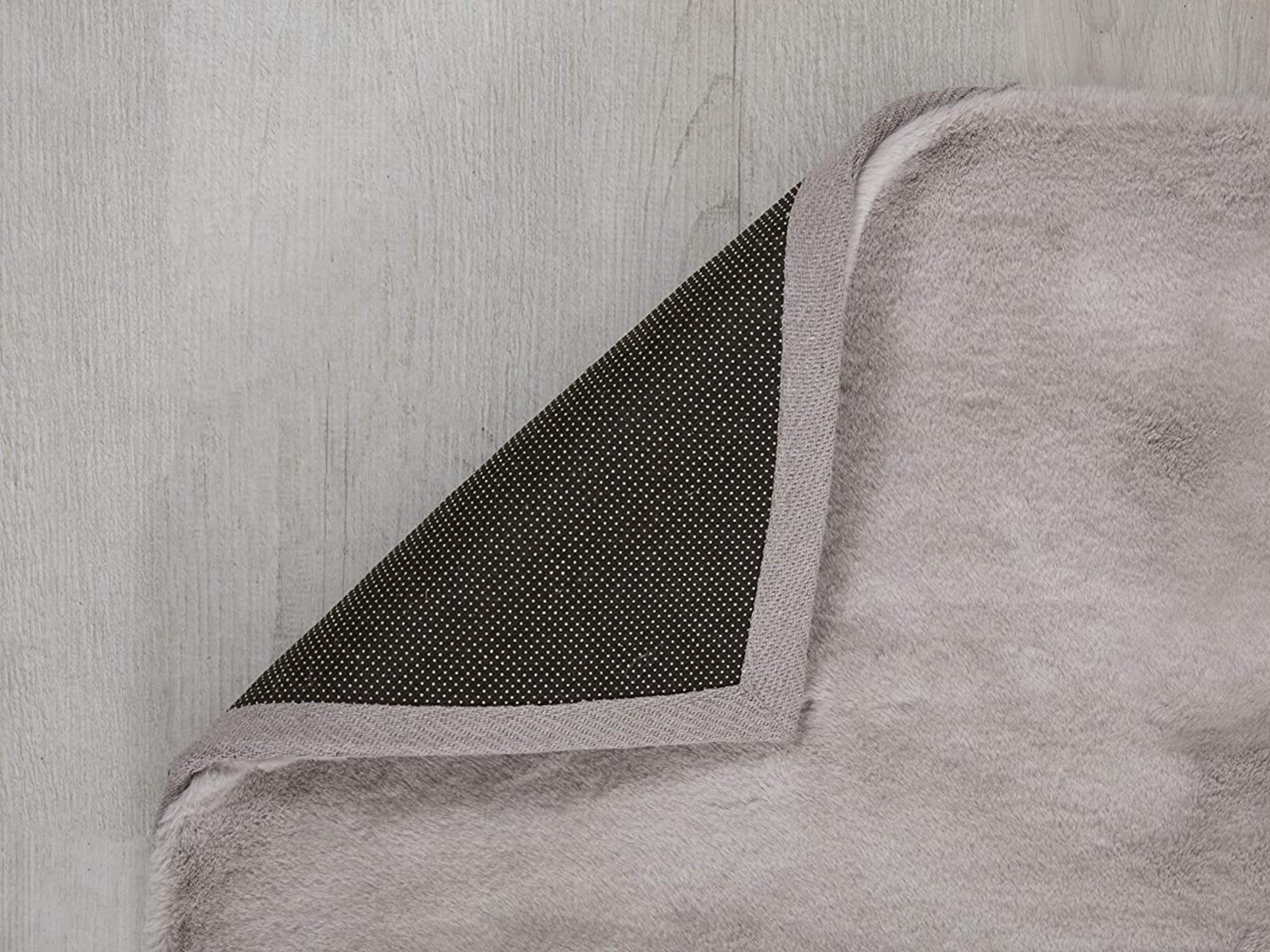 Stockholm Flauschiger Fellteppich – 30 mm Höhe & Extra Weich