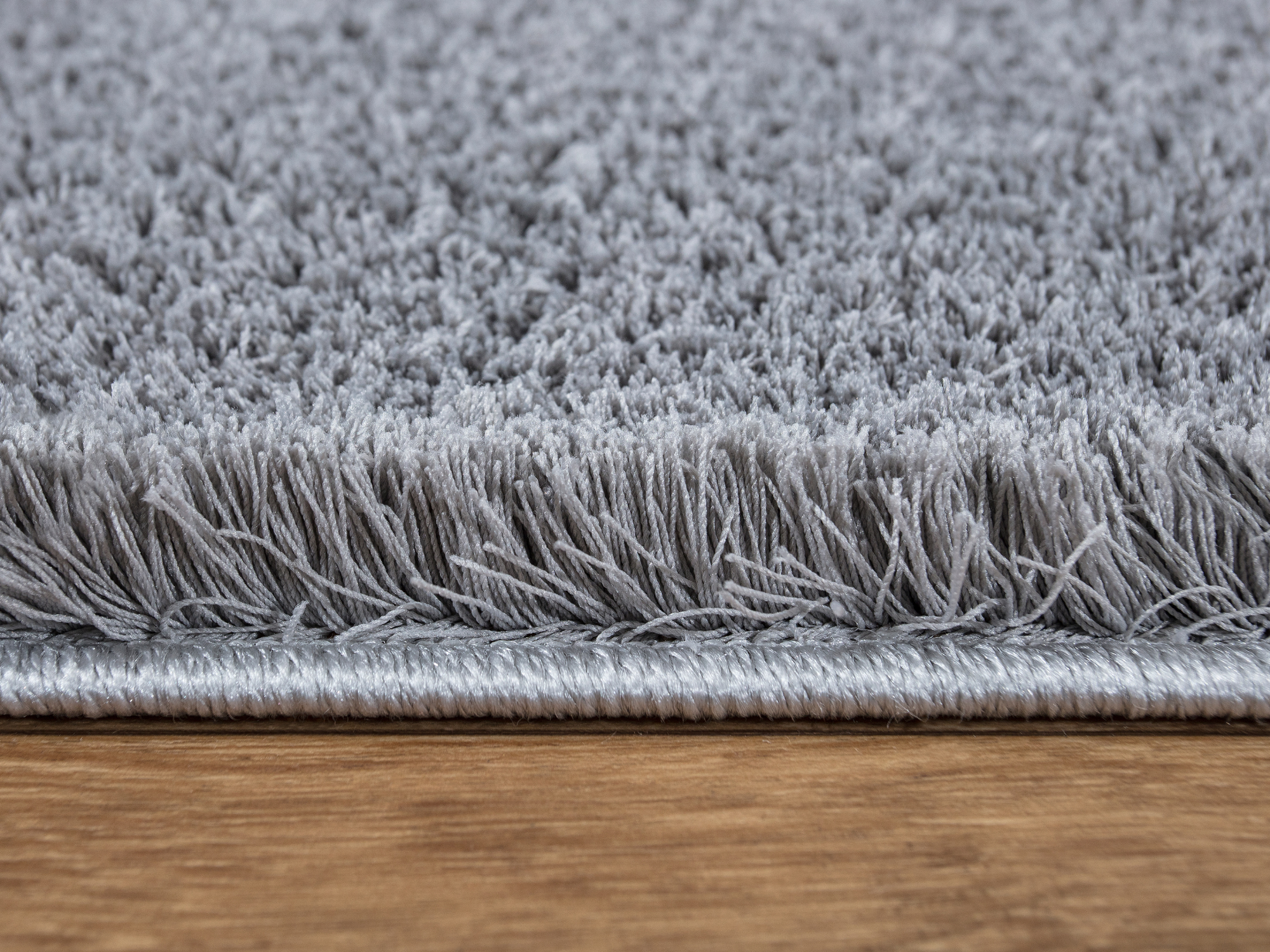 Malaga Shaggy Teppich – Flauschig & Gemütlich