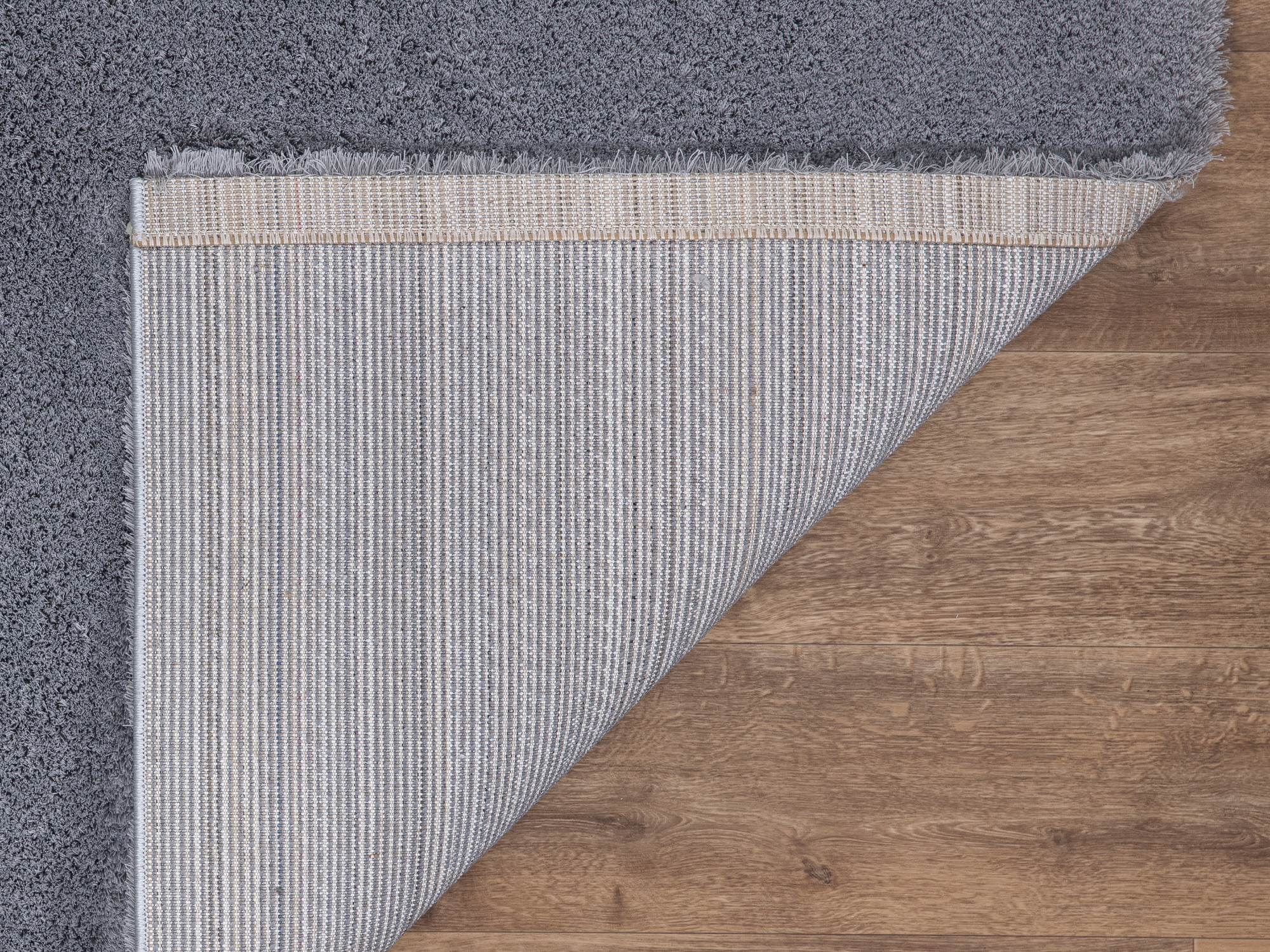 Malaga Shaggy Teppich – Flauschig & Gemütlich