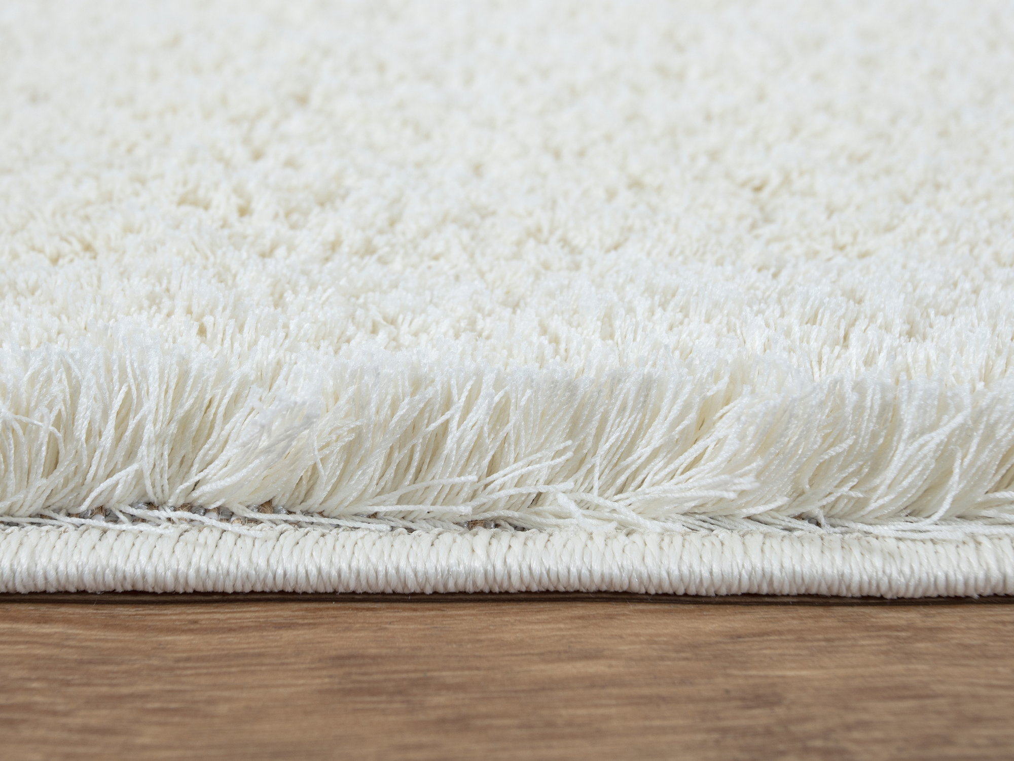 Malaga Shaggy Teppich – Flauschig & Gemütlich